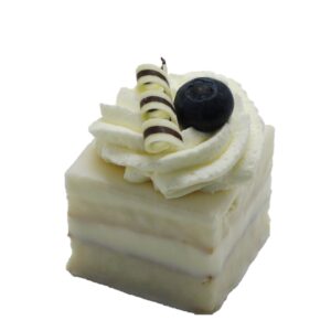 Petit four